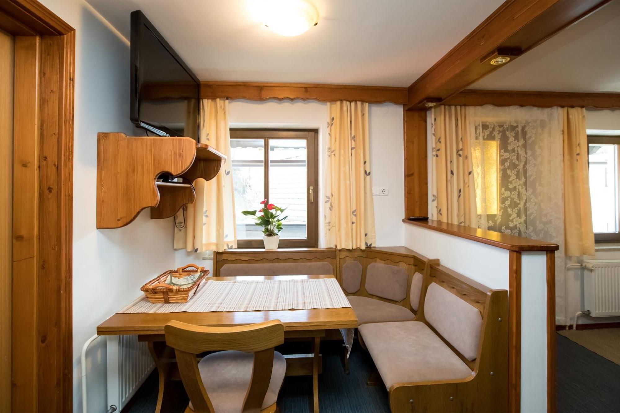Apartmaji Hodnik Stara Fuzina 博希尼 外观 照片